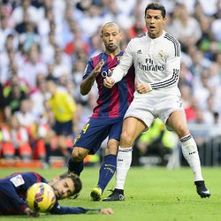 Pique Pertanyakan Penalti Madrid