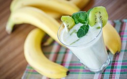 Racik Sendiri Smoothies Enak 300 Kalori Ini