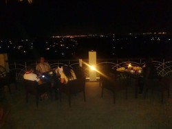 Ssst! Ada Tempat Dinner Romantis di GWK, Bali