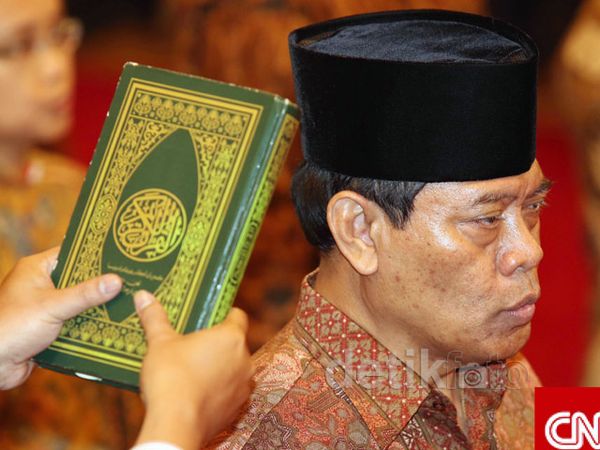 Jokowi Lantik Kabinet Kerja