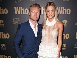 Pamer Pacar Baru, Ronan Keating Sudah Bicara Soal Anak