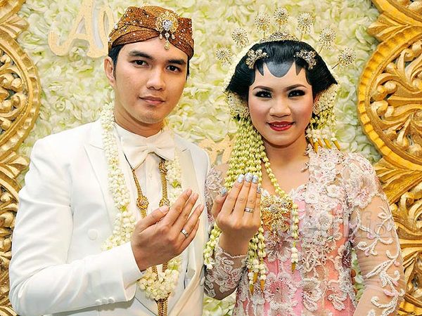 Foto-foto Pernikahan Aldi Taher dan Georgia Aisyah Putri Foto-foto Pernikahan Aldi Taher dan Georgia Aisyah Putri