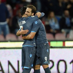 Higuain Hat-trick, Napoli Hantam Verona 6-2