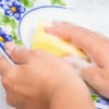 Hati-hati, Spons Cuci Piring Bisa Jadi Sumber Penyakit Nomor Satu di Rumah