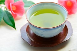 Minum 3 Cangkir Teh Hijau Sehari Efektif Turunkan Tekanan Darah?