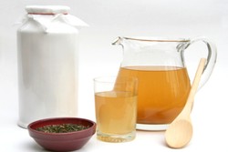 Konsumsi Kombucha Dapat Turunkan Berat Badan dan Atasi Gejala PMS