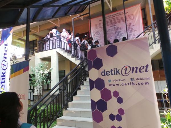 Seru-seruan 'Ngopi Goes to School' di SMAN 1 Jakarta