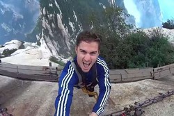 Inikah Video Selfie Paling Ngeri di Dunia?