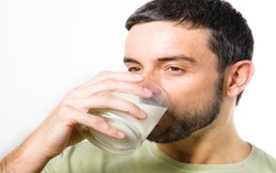 Mengapa Susu Baik Dikonsumsi Saat Sarapan?