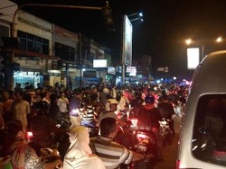 Ribuan Warga Medan Penuhi Jalan Hanya untuk Lihat Jokowi