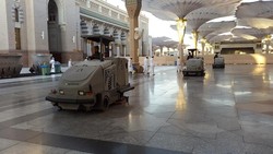 Ini Mesin Canggih Pembersih Masjid Nabawi