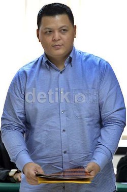 Terbukti Suap Bupati Biak Numfor, Bos PT PIP Dihukum 3,5 Tahun