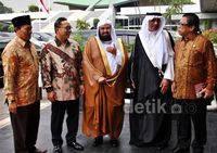 Imam Masjidil Haram Temui Pimpinan MPR