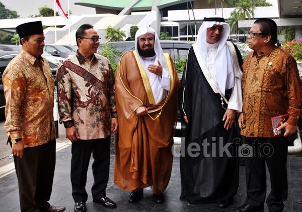 Imam Masjidil Haram Temui Pimpinan MPR