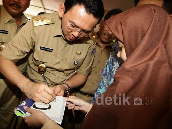 Ahok Buka Hari Anak Jakarta Membaca