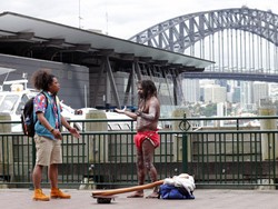 Arie Keriting Bingung Bertemu Orang Aborigin di CJR The Movie 2