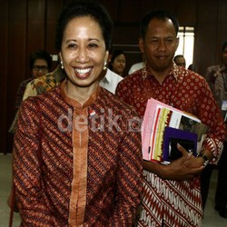 Aktivitas Rini Soemarno, Lantik Dirut Baru KAI dan Rapat dengan Puan