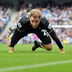 Eriksen Minta Fans Spurs Bersabar