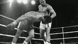 40 Tahun Lalu, Muhammad Ali KO George Foreman di Zaire