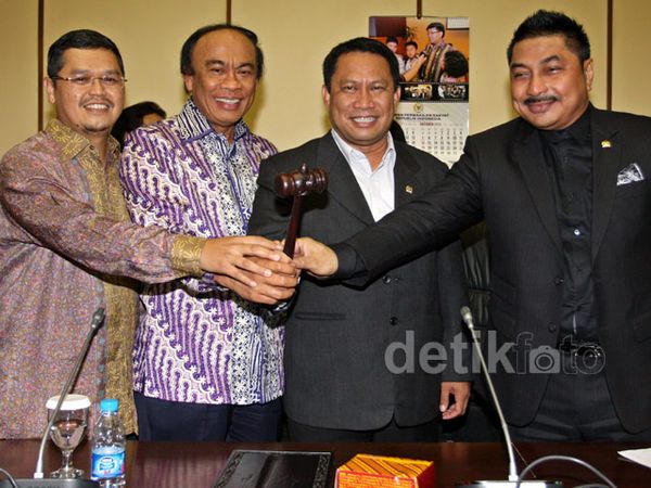 Kader Gerindra Pimpin Komisi V