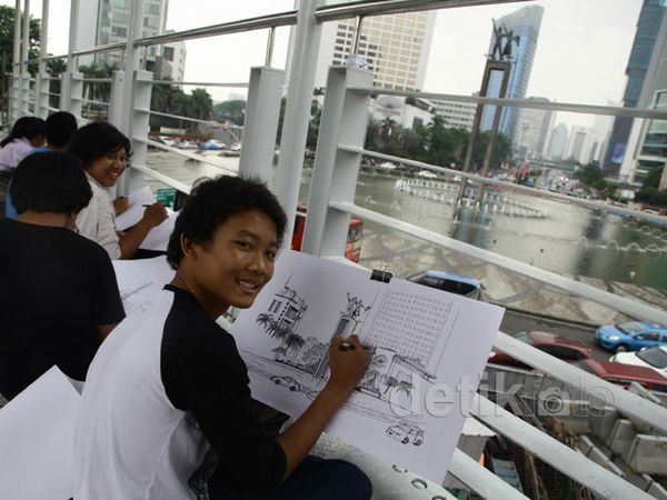 Melukis Bundaran HI dari Berbagai Sudut