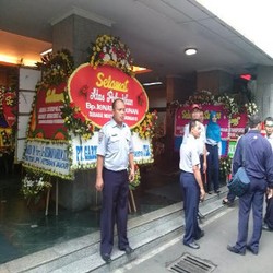 Karangan Bunga Sambut Upacara Sertijab Menhub Jonan