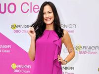 So Pretty! Pevita Pearce Berseri-seri