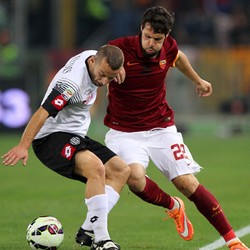 Roma Tundukkan Cesena 2-0