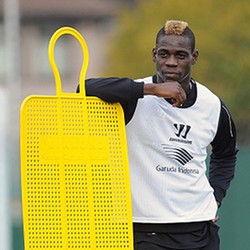 Sulit Cari Pengganti Suarez, tapi Memilih Balotelli Bukanlah Solusi