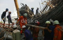 Patah Tulang, Korban Luka Jembatan Runtuh TIM Dirawat di RS PGI Cikini