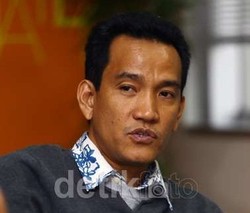 Refly Harun: Mosi Tidak Percaya Tak Berdasar Hukum