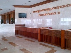 Pintu Ruang Sidang DPR Masih Dikunci, Rapat Paripurna KIH Masih Teka Teki