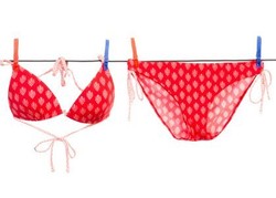 Melihat Kepribadian Wanita Saat Bercinta dari Pilihan Warna Lingerie