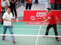 Bangkitkan Bulutangkis Indonesia dengan Angkat Raketmu