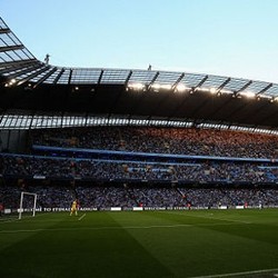 Awas! Drone Terbang di Atas Etihad Stadium