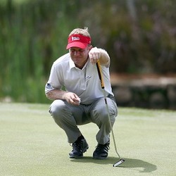 Hari Kedua, Hurley Gantian Memimpin