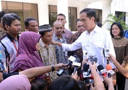 Soal Rekayasa Foto Jokowi, Menkominfo: Presiden Itu Lambang Negara