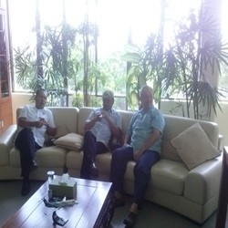 Tomy Winata Sambangi Rumah Susi di Pangandaran, Ada Apa?