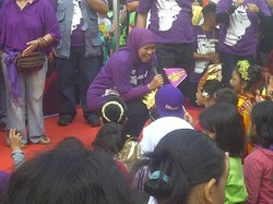 Tangani Anak Jalanan, Mensos Khofifah Belajar dari Tiongkok