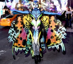 Heidi Klum Bertransformasi Jadi Kupu-kupu di Perayaan Halloween