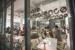 Di Cafe ArtScience Ini Bisa Menikmati Hidangan Lezat dan Sains