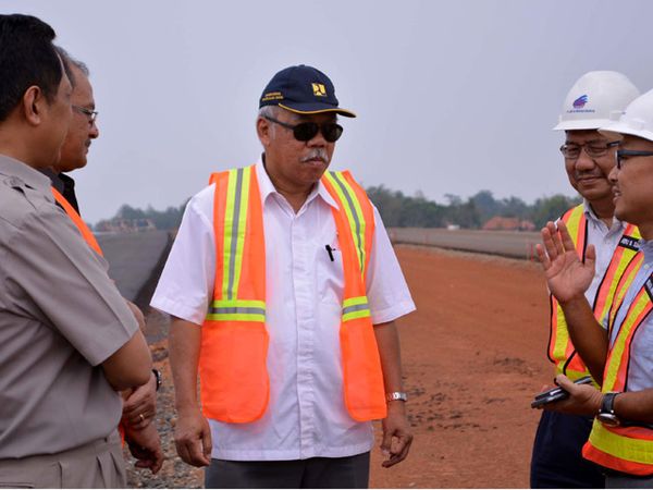 Menteri PU-Pera Tinjau Proyek Tol Cikapali
