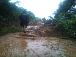 Cerita Duka di Aceh Besar saat Warga Sekecamatan Terisolir karena Longsor