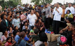 Kisah Paspampres dan Anak yang Tertinggal Ortu Saat Salaman dengan Jokowi