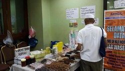 Berburu Oleh-oleh Ekstrem Khas Timur Tengah