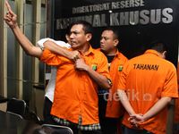 Ditangkap Polisi Raden Nuh Marah-marah