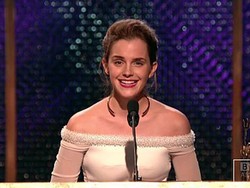 Emma Watson Dedikasikan Piala British Artist of the Year untuk Hamsternya