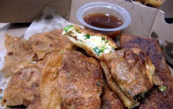 Mau Martabak Sapi Lada Hitam atau Sosis Jamur?