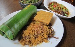 Sedapnya Nasi Timbel Berlauk Komplet untuk Santap Siang