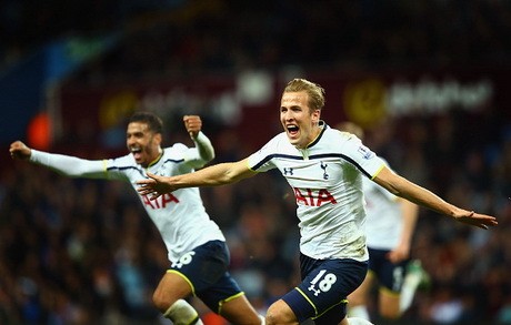 Comeback, Tottenham Tundukkan Villa 2-1